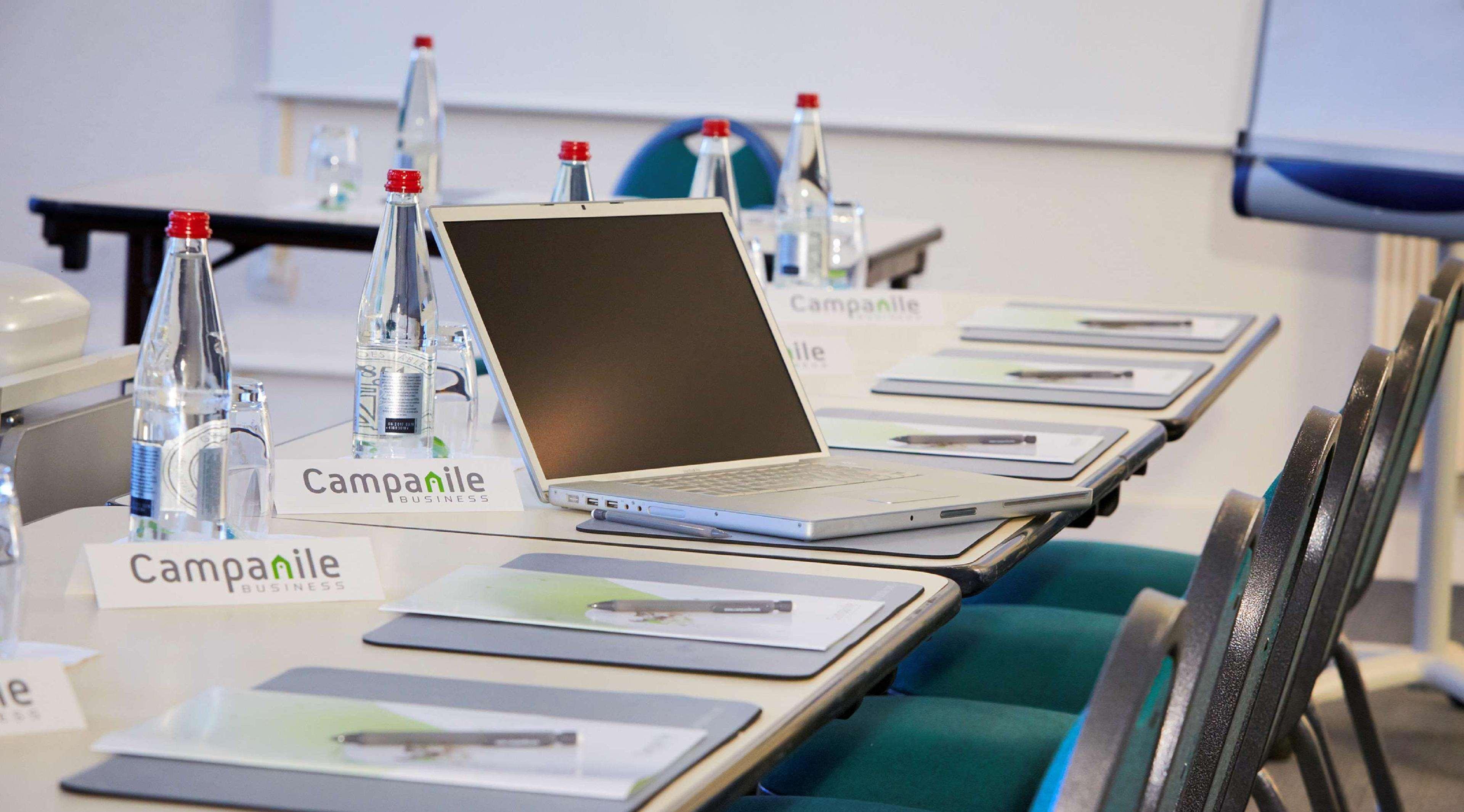 Campanile Saint-etienne Est- Hotel 3*
