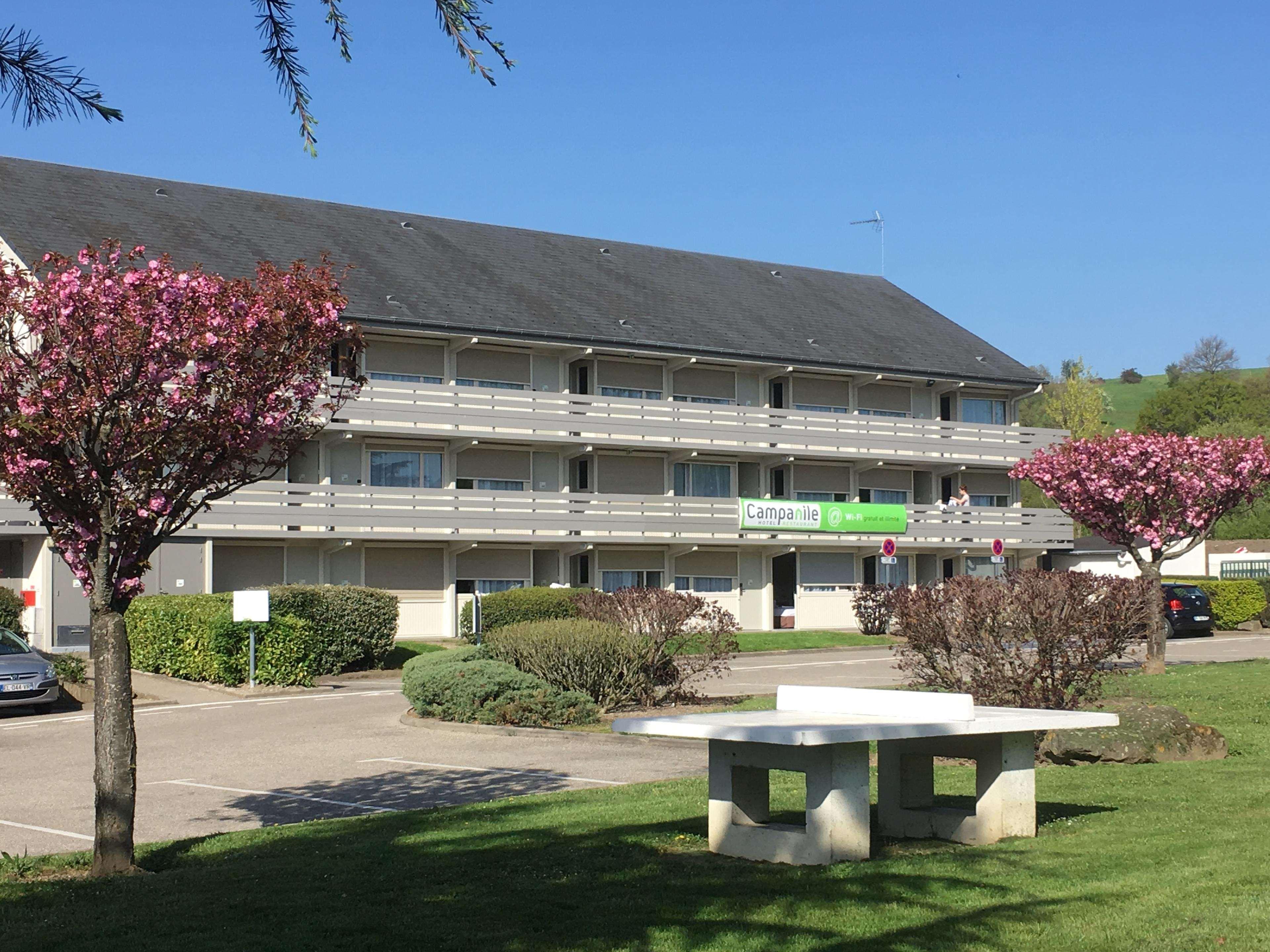 Hotel Campanile Saint-etienne Est- 3*